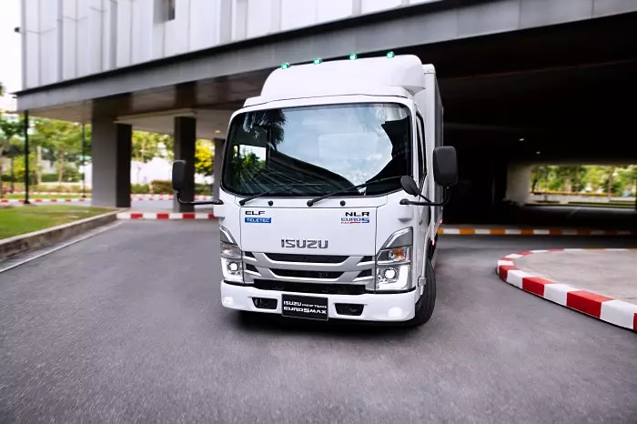 ISUZU NLR ปี 2024