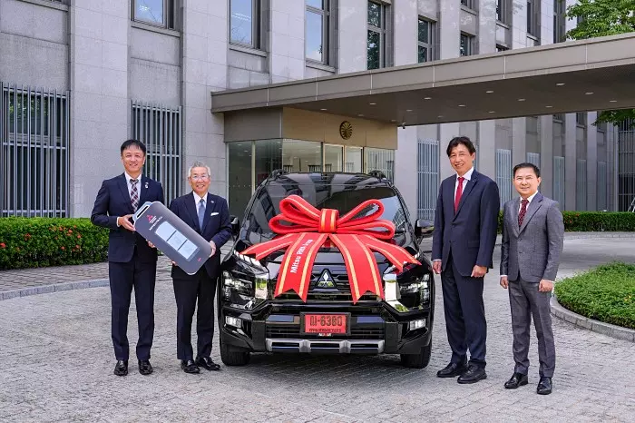 สถานทูตญี่ปุ่นประจำประเทศไทย เลือก Mitsubishi Xpander Cross HEV เป็นรถใช้งาน