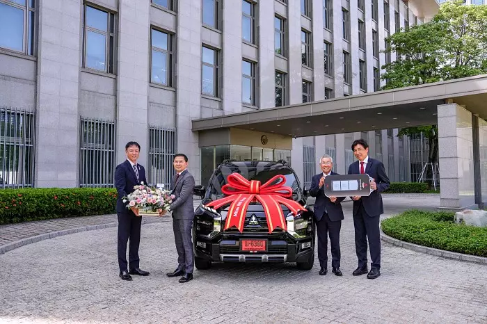 สถานทูตญี่ปุ่นประจำประเทศไทย เลือก Mitsubishi Xpander Cross HEV เป็นรถใช้งาน