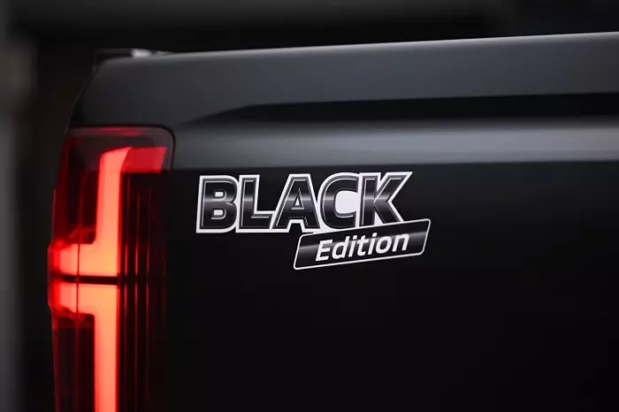 Mitsubishi Triton ปี 2024 เปิดตัวรุ่นพิเศษ Black Editon ราคาขาย 1,027,000 บาท