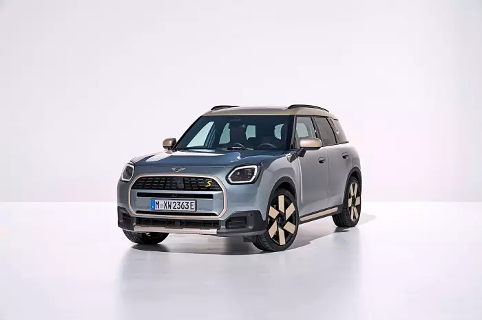 MINI Countryman SE (U25) ปี 2024 ไฟฟ้า ราคา 3.39 ล้านบาท