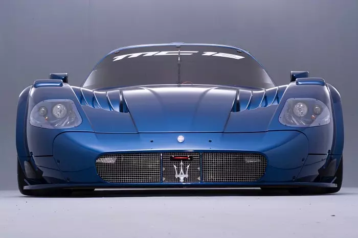 Maserati เผยโฉมรุ่นพิเศษ MC20 ICONA และ MC20 LEGGENDA ในงาน Goodwood 2024