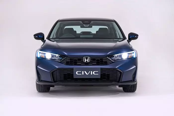 Honda Civic ปี 2024 ไมเนอร์เชนจ์ หน้าใหม่ เพิ่มออปชั่น เผยราคาไฮบริดถูกลง