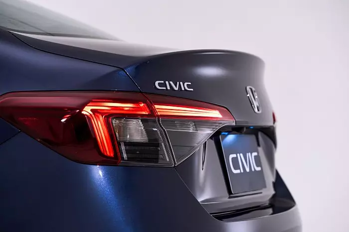 Honda Civic ปี 2024 ไมเนอร์เชนจ์ หน้าใหม่ เพิ่มออปชั่น เผยราคาไฮบริดถูกลง