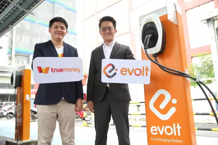 ทรูมันนี่ ให้พ้อยต์แลกโปรโมชันต่าง ๆ เมื่อใช้ชาร์จของ อีโวลท์ (Evolt)