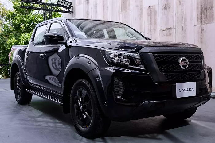 Nissan Navara รุ่น แบล็ค อิดิชั่น (Black Edition)