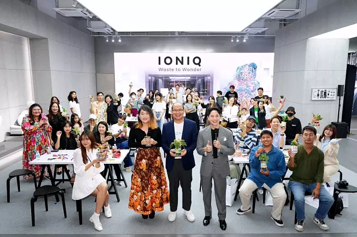 Hyundai จัดงาน IONIQ Waste to Wonder ศิลปะจากขยะ คอลแลบกับ WISHULADA