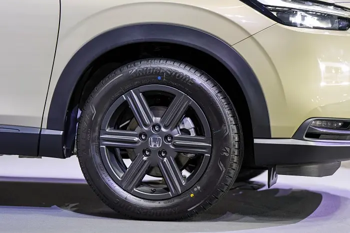 Honda HR-V ปี 2025 ไมเนอร์เชนจ์ เคาะราคาพิเศษรุ่น E เริ่มต้นที่ 89x,xxx บาท พร้อมสเปกทุกรุ่นย่อย