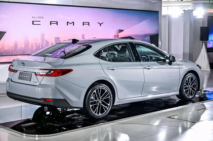 Toyota Camry 2025 เจเนอเรชันใหม่ที่ 9 