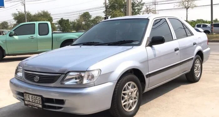 Toyota Soluna ปี 2001