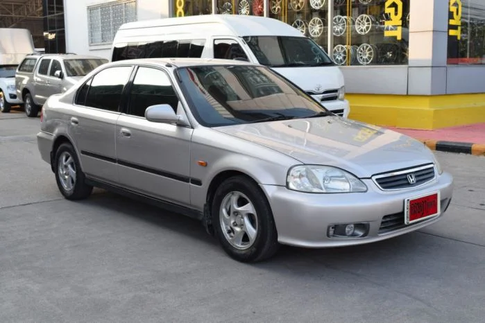 เก๋งมือสองราคาไม่เกิน50000 Honda Civic ปี 2000