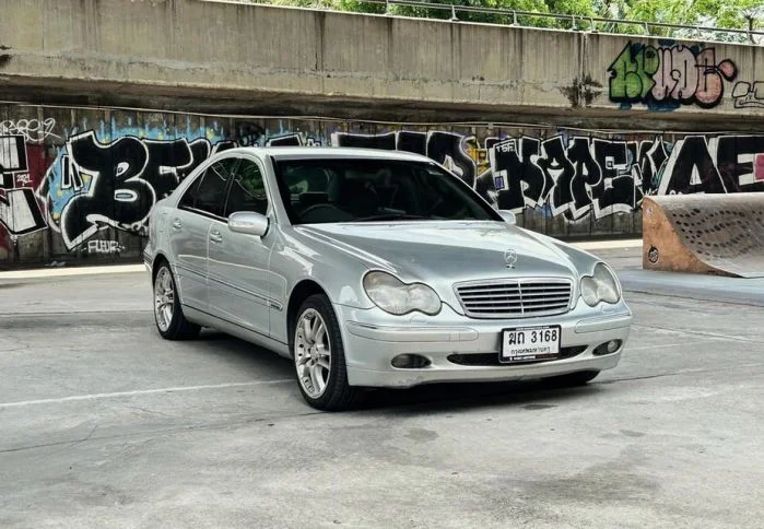 รถ Mercedes-Benz ราคา ไม่เกิน 1 ล้าน