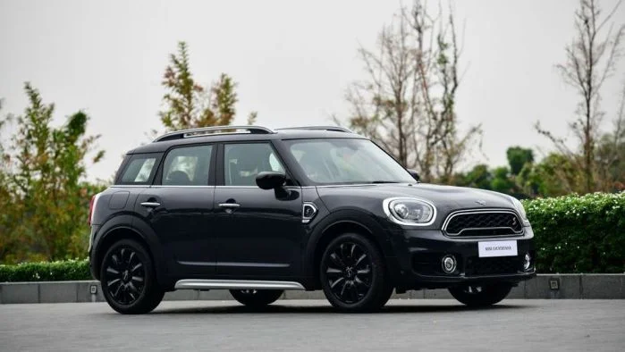 Mini Cooper รุ่น Countryman Hightrim โฉม 2020