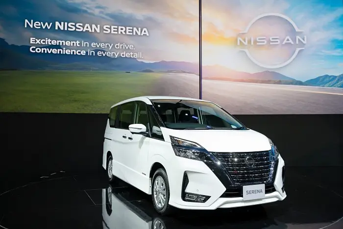 Nissan Serena รุ่น 2.0 S-Hybrid Highway Star