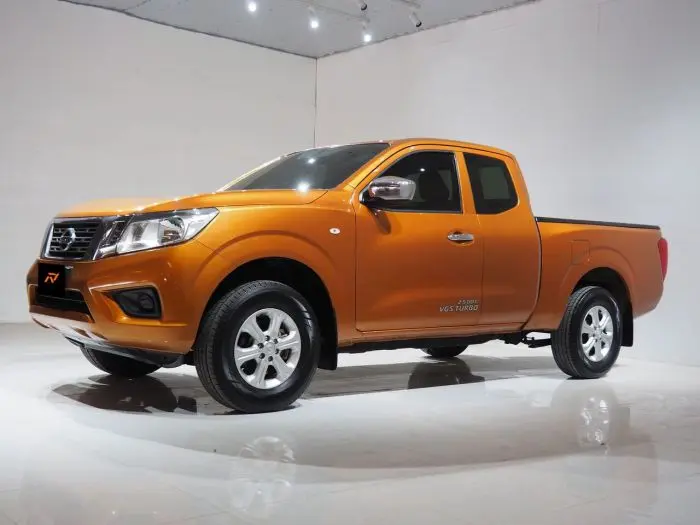 Nissan Navara รุ่น King Cab 2.5 E 2020