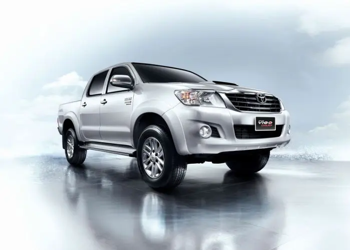 Toyota Hilux Vigo Champ Double Cab Prerunner 2.5E 2015