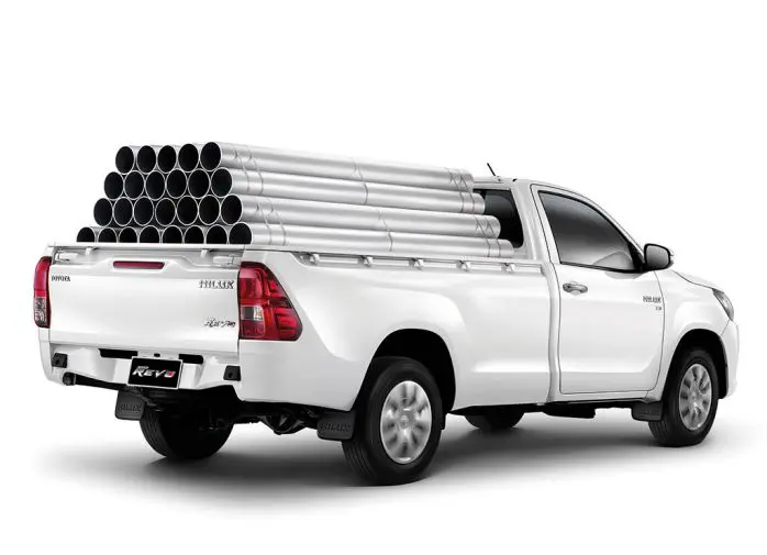 Toyota Hilux Revo รุ่น 2.4 J Standard Cab โฉม 2017