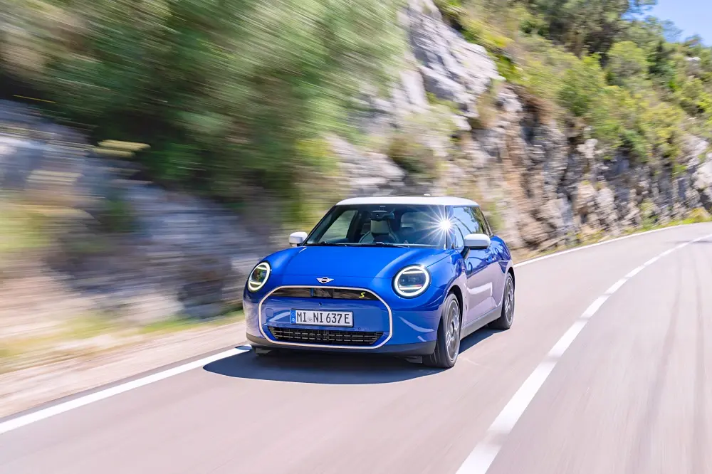 MINI COOPER SE ปี 2025