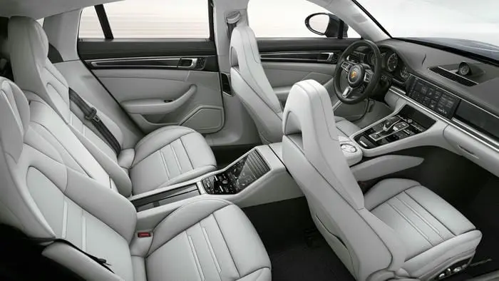 ภายใน Porsche Panamera ภายใน Porsche Panamera