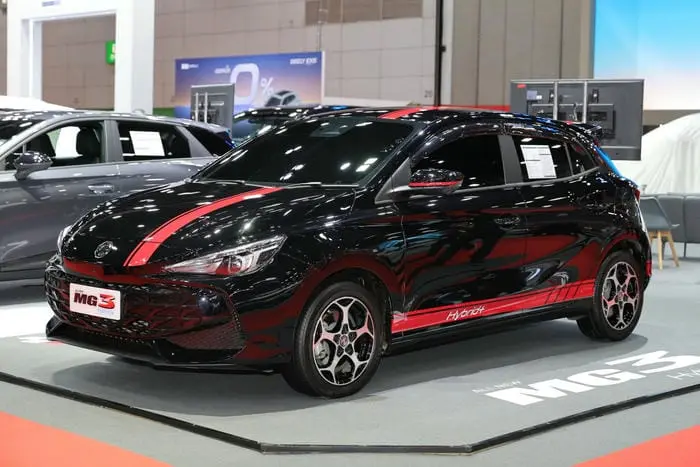 ภายนอก MG3 Hybrid+ Racing Edition