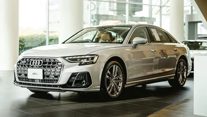 Audi A8 ราคา ผ่อน ดาวน์