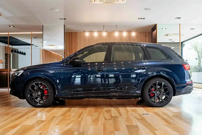 ภายนอก Audi Q7