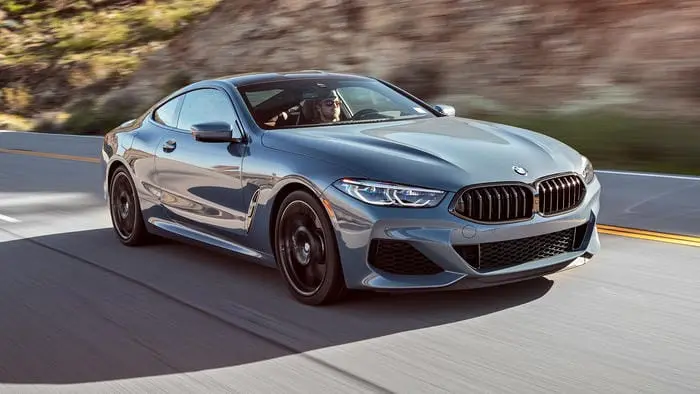 ภายนอก BMW 8 Series
