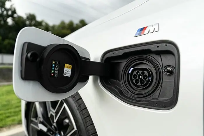 BMW Series 5 ขุมพลัง