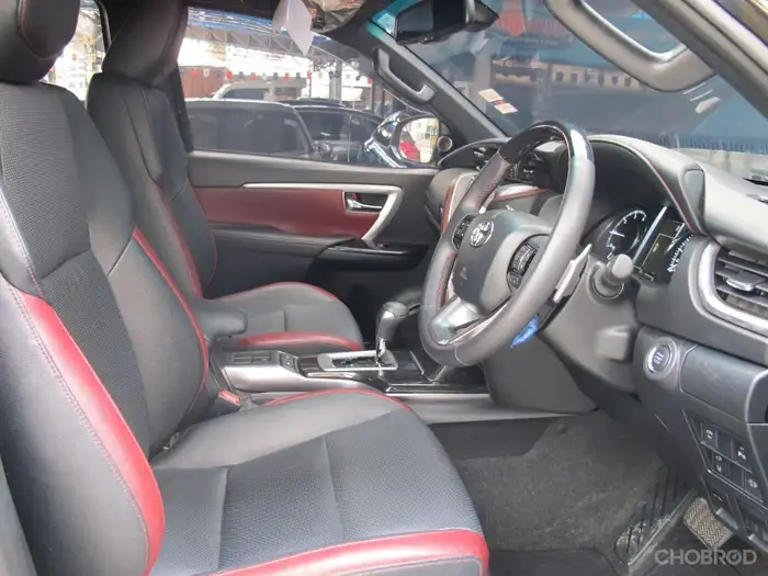 Toyota Fortuner มือสอง Toyota Fortuner มือสอง