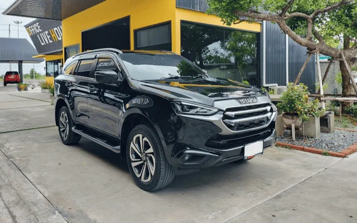 Isuzu Mu-X มือสอง Isuzu Mu-X มือสอง