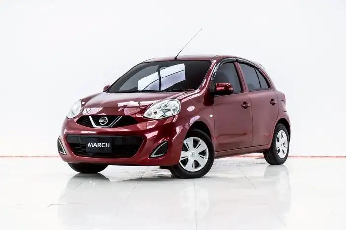 Nissan March มือสอง Nissan March มือสอง