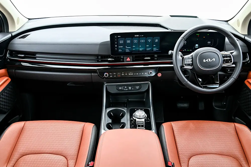 Kia Carnival ปี 2025 รุ่นไฮบริด HEV 7-seat Luxury 