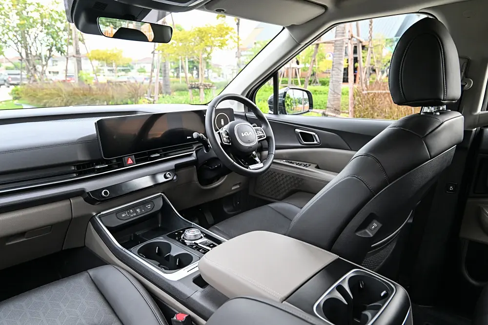 Kia Carnival ปี 2025 รุ่นไฮบริด HEV 7-seater Premium