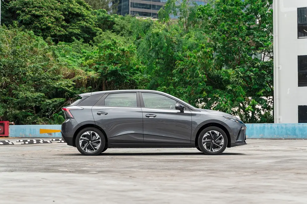 MG ขึ้นแท่นผู้นำยอดจดทะเบียน EV 4 เดือนติด ชู “EV LIFETIME WARRANTY” มัดใจลูกค้า