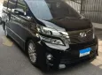 2013 Toyota VELLFIRE 2.4 รถ MPV รถสภาพดี มีประกัน