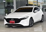 Mazda 3 2.0 S รถเก๋ง 5 ประตู ปี 2020 สวยสภาพป้ายแดง รถบ้านมือเดียว เข้าศูนย์ตลอด