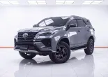 1E325 TOYOTA FORTUNER 2.4 V MNC 4WD AT 2022