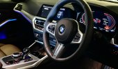 การออกแบบดีไซน์ภายใน BMW 330e 2020