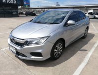 ขาย รถมือสอง 2017 Honda CITY 1.5 V i-VTEC รถเก๋ง 4 ประตู  รถบ้านมือเดียว