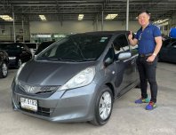 ขาย รถมือสอง 2011 Honda JAZZ รถเก๋ง 5 ประตู  ออกรถ 0 บาท