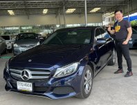 Mercedes-Benz C350e W205 Plug In Hybrid ปี 2018 สีน้ำเงิน