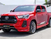 2022 Toyota Hilux Revo Doublecab 2.8 GR Sports A/T เจ้าของมือเดียวดูแลดีมากๆ สีแดงจี๊ดจ๊าดสวยมาก