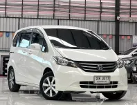 2011 Honda Freed 1.5 E   รถสวย