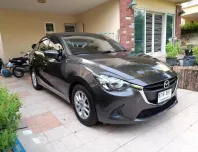 mazda 2 diesel 1.5 Skyactiv-D Standard ปี 2017 สีน้ำตาล 4 ประตู ไมล์ 71,000 เจ้าของขายเอง