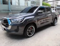 2023 TOYOTA REVO DOUBLECAB 2.4 ENTRY Z EDITION เกียร์ธรรมดา สีเทา ล้อแม็ค วิ่งน้อย 21,214 กม. รถสวย