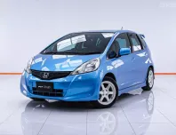 5A667 Honda JAZZ 1.5 V รถเก๋ง 5 ประตู 2013 