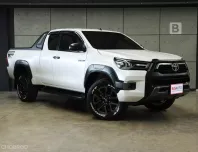 2022 Toyota Hilux Revo 2.4 SMARTCAB Prerunner Rocco AT ไมล์แท้ 9พัน Warranty 5ปี 150,000KM B2637