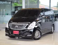 Hyundai H-1 2.5 Deluxe ปี 2017 รถบ้านมือเดียว ใช้น้อยมากเข้าศูนย์ตลอด สวยเดิมทั้งคันรับประกัน ฟรีดาว