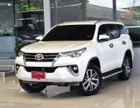 Toyota Fortuner 2.4 V ปี 2020 รถบ้านมือเดียว ใช้น้อยมากเข้าศูนย์ตลอด ยางดอกเต็ม ออกรถ0บาท