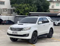 ขาย รถมือสอง 2011 จด12 Toyota Fortuner 3.0 V SUV เจ้าของขายเอง